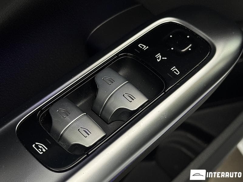 Mercedes C 220 2021 — Миниатюра 17