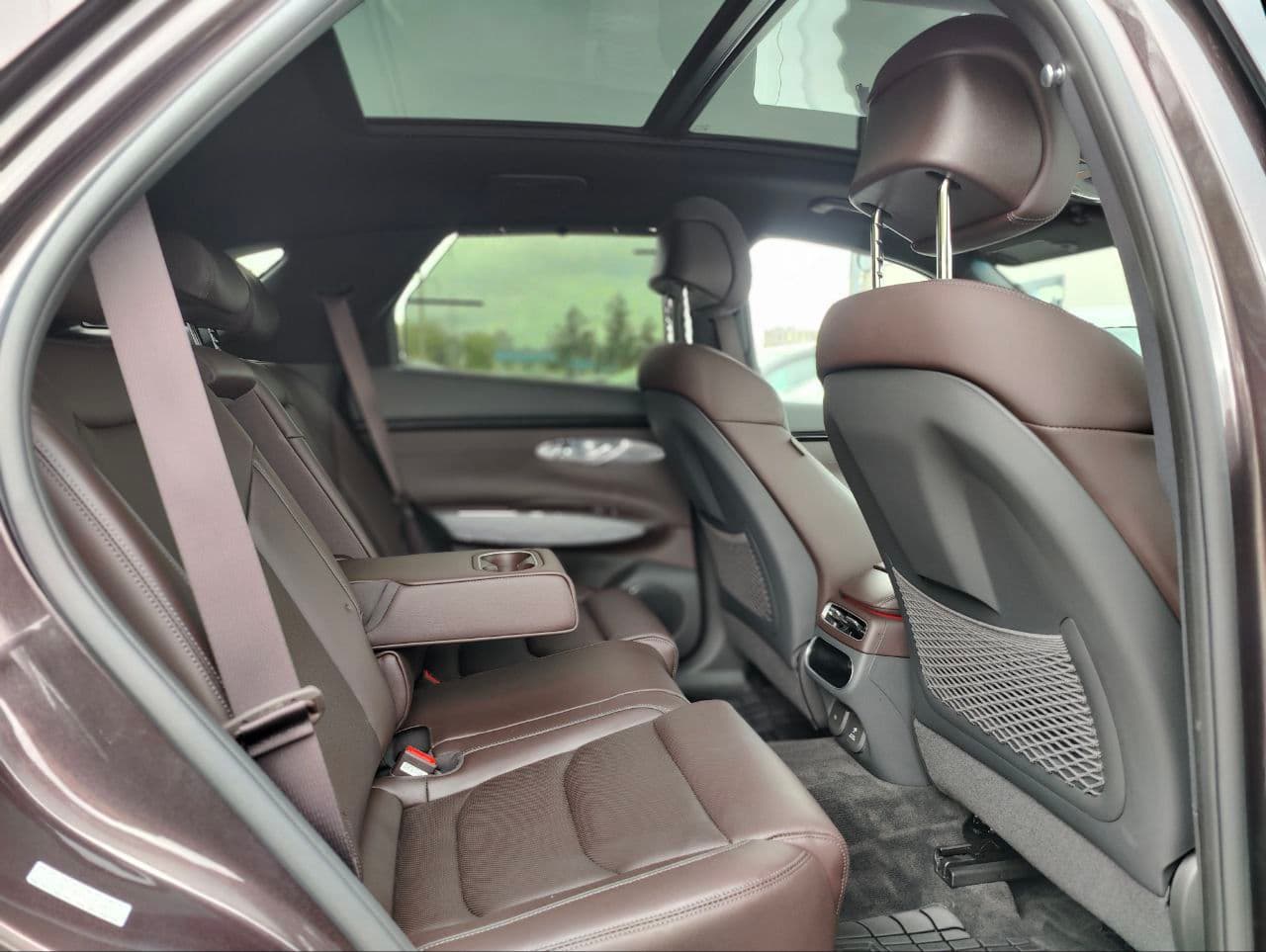 Hyundai Genesis 2023 — Миниатюра 10