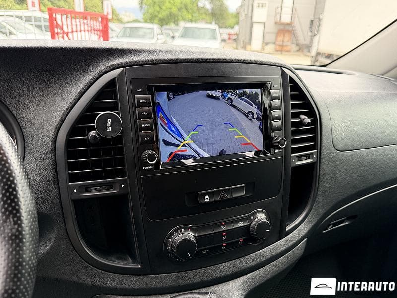 2015 Mercedes Vito — Miniatură 10