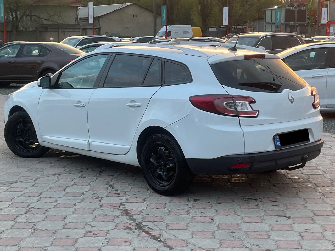 Renault Megane 2015 — Миниатюра 2