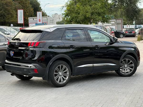 2019 Peugeot 3008 — Miniatură 3