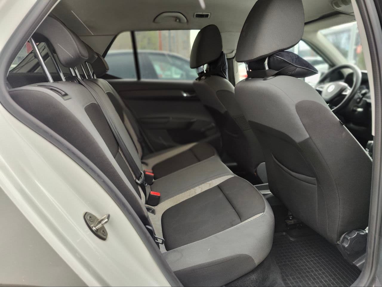Skoda Fabia 2015 — Миниатюра 14