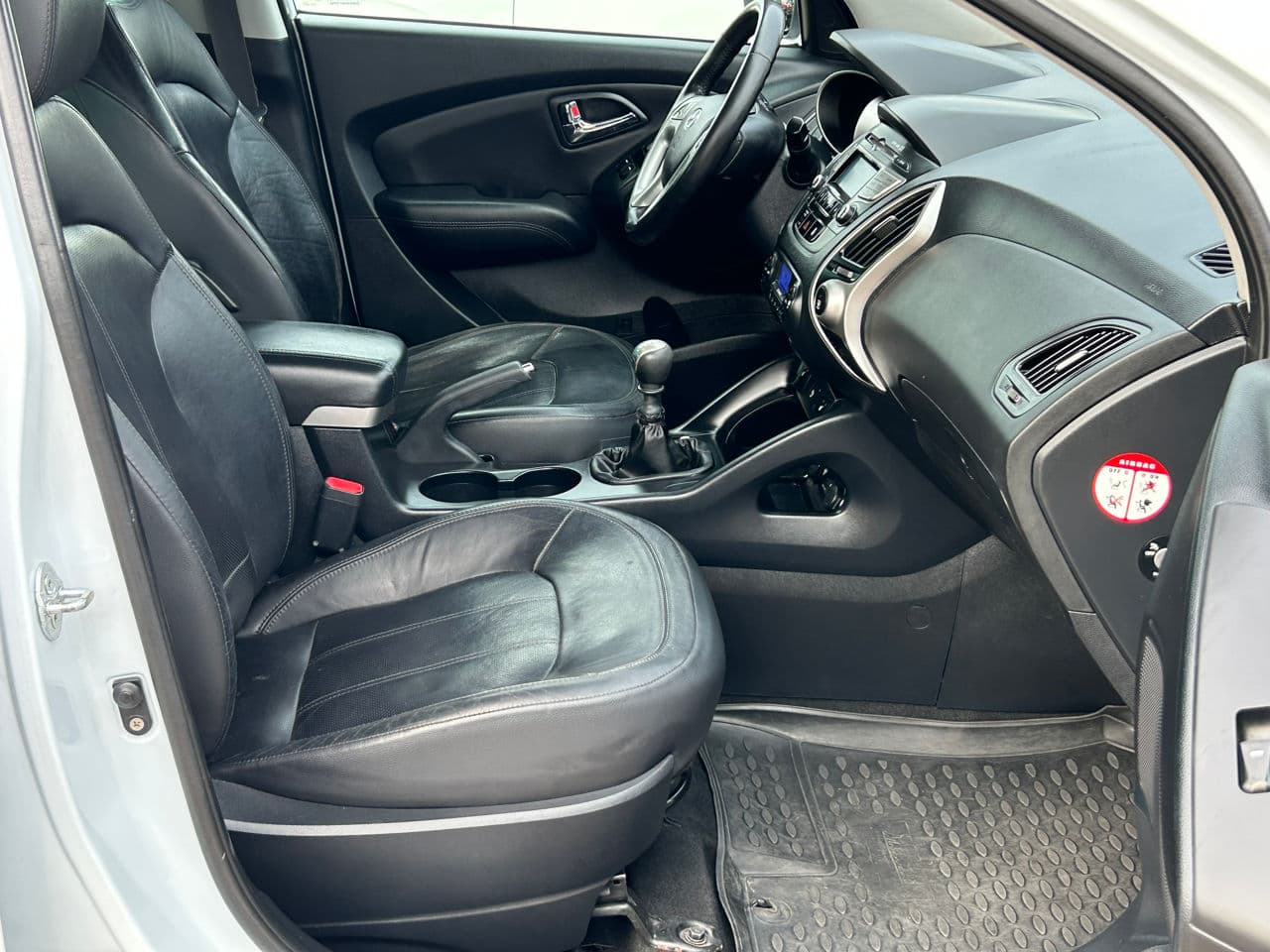 Hyundai ix35 2010 — Миниатюра 16