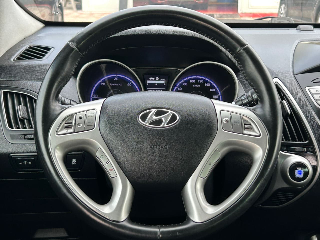 Hyundai ix35 2010 — Миниатюра 11