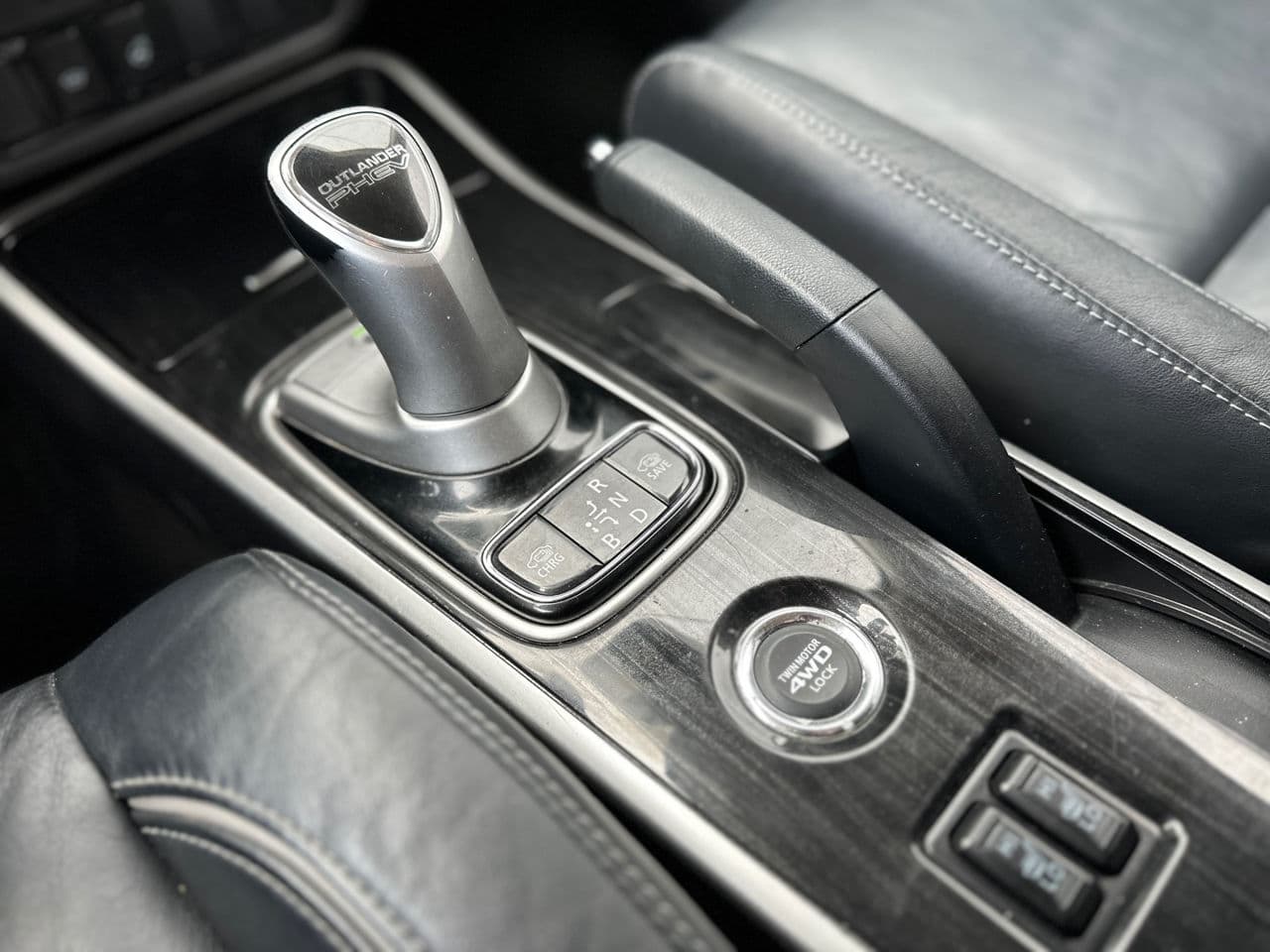 Mitsubishi Outlander 2015 — Миниатюра 13