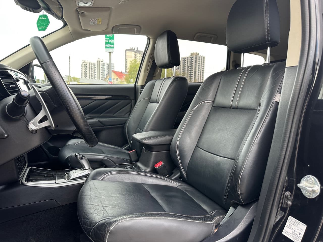 Mitsubishi Outlander 2015 — Миниатюра 6