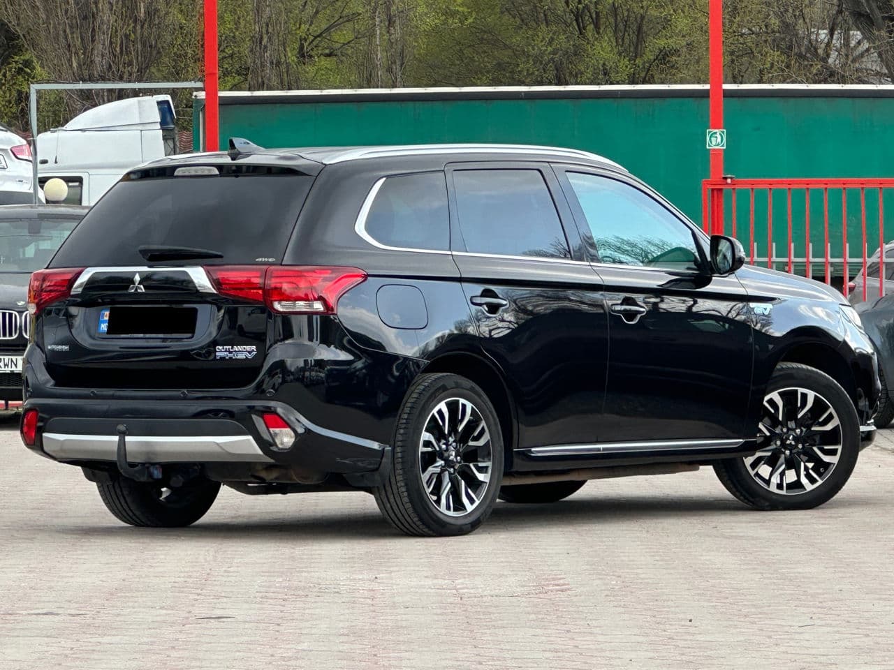 Mitsubishi Outlander 2015 — Миниатюра 3