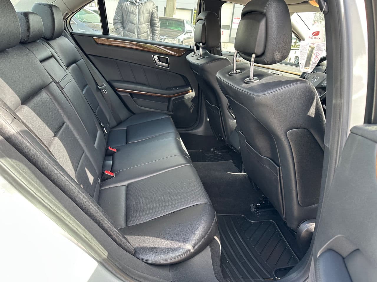 Mercedes E 200 2011 — Миниатюра 16
