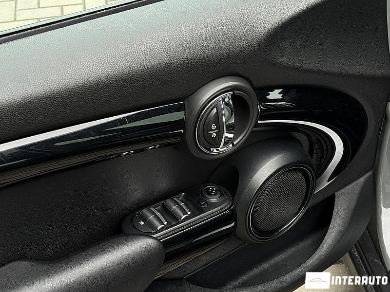 Mini Cooper D 2015 — Миниатюра 6