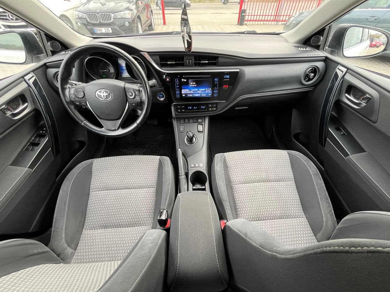 Toyota Auris 2018 — Миниатюра 7