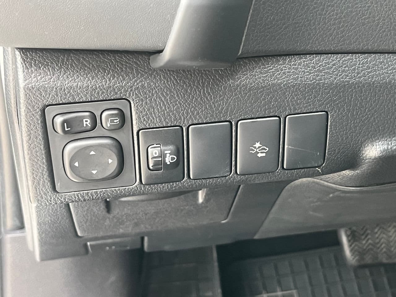 Toyota Auris 2018 — Миниатюра 8
