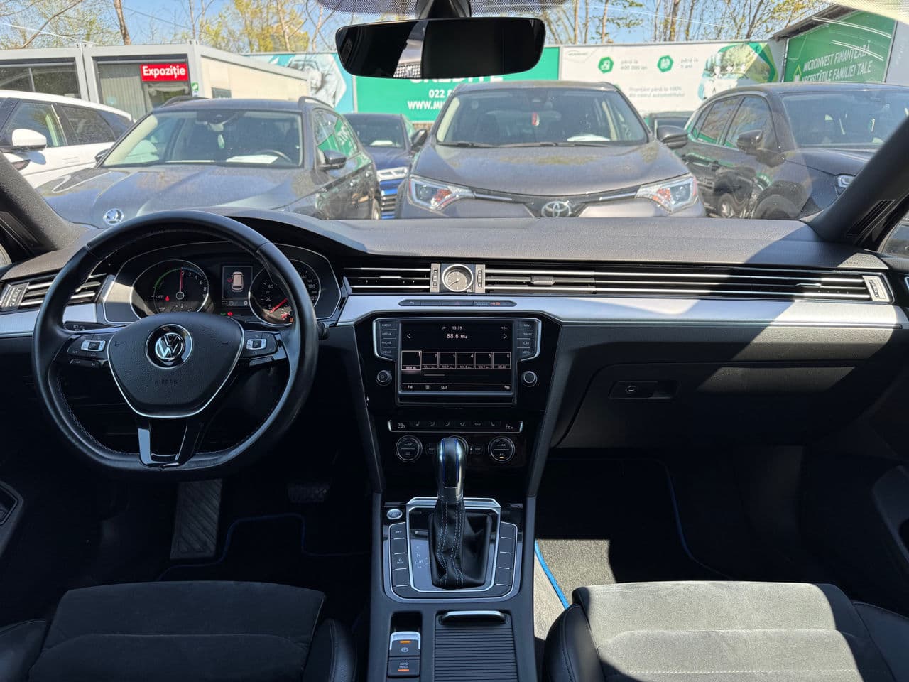 Volkswagen Passat GTE 2015 — Миниатюра 7