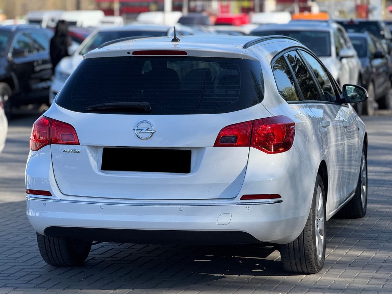 Opel Astra 2015 — Миниатюра 2