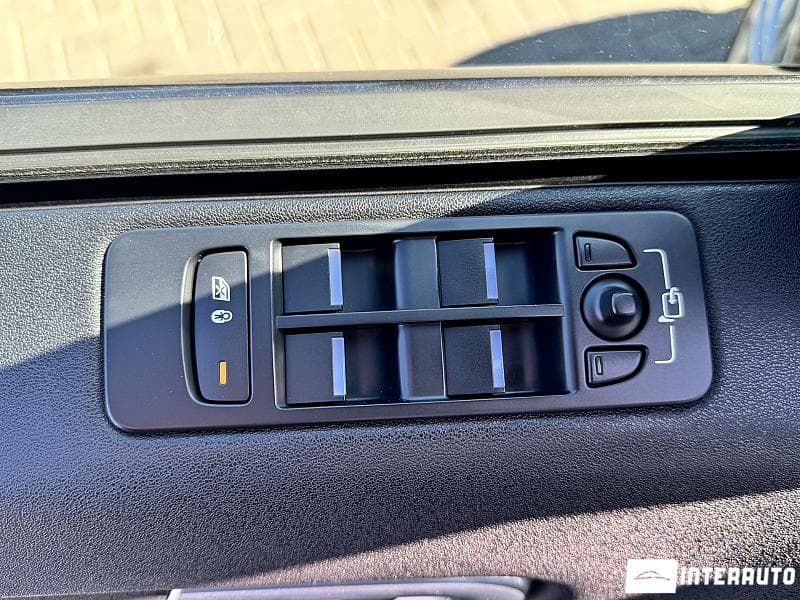 Land Rover Discovery Sport 2017 — Миниатюра 20