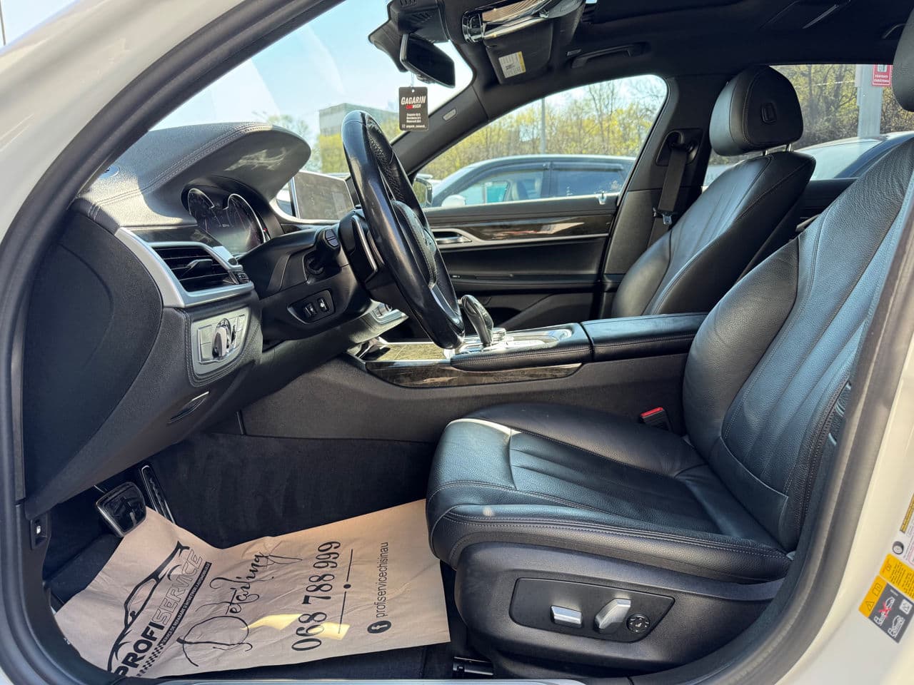 BMW 740e 2018 — Миниатюра 5