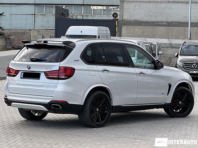 BMW X5 4.0e 2016 — Миниатюра 3