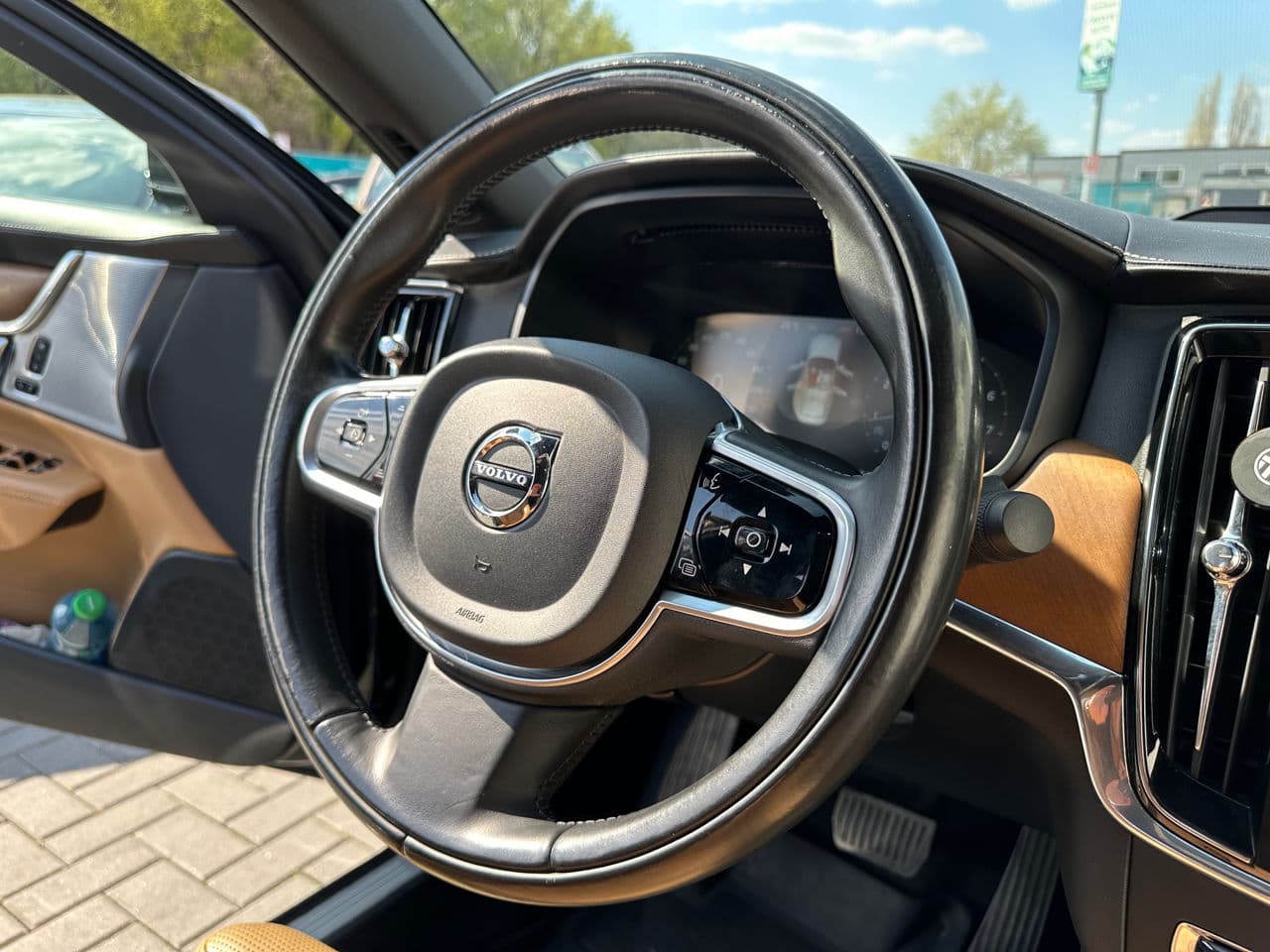 Volvo S 90 2016 — Миниатюра 12