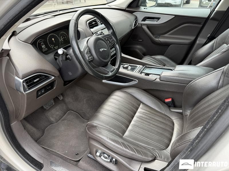 Jaguar F-Pace 2016 — Миниатюра 9