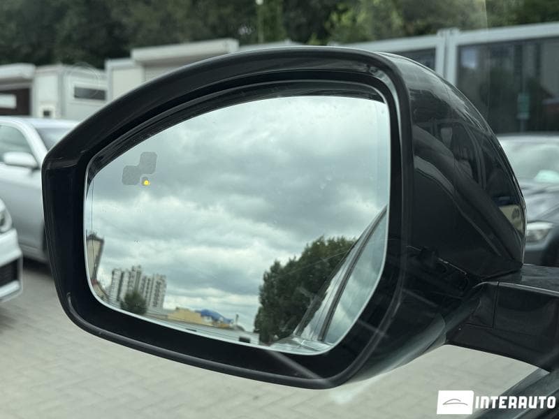 Jaguar F-Pace 2016 — Миниатюра 5