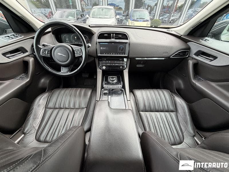Jaguar F-Pace 2016 — Миниатюра 11