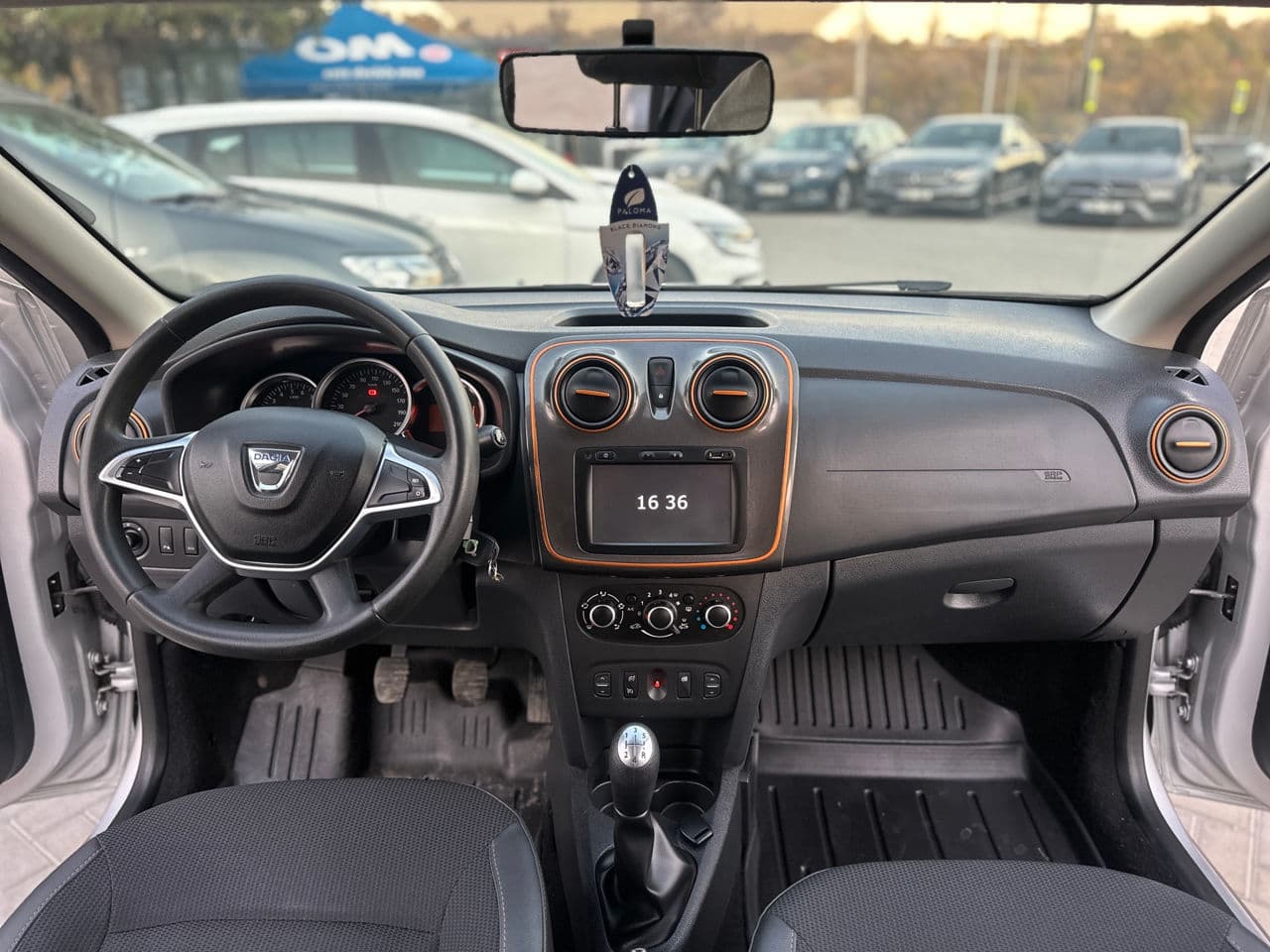 Dacia Sandero Stepway 2017 — Миниатюра 6