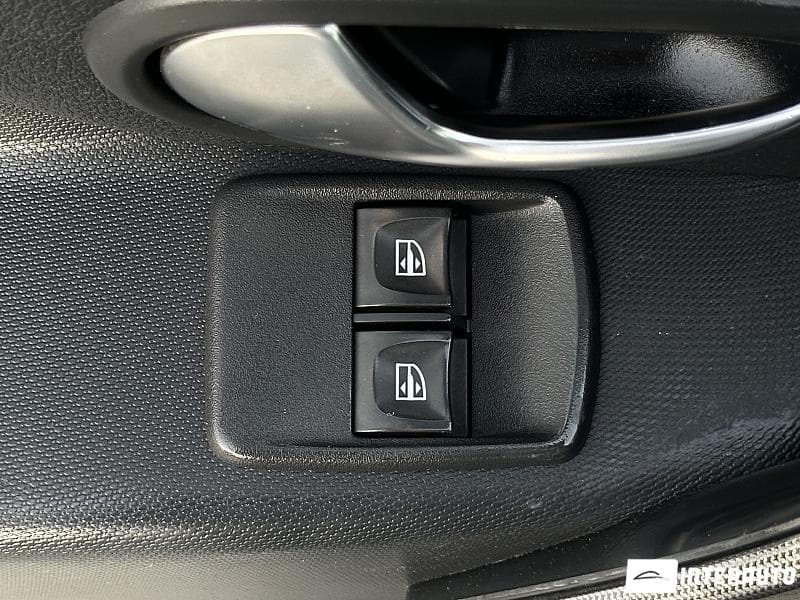 Dacia Sandero Stepway 2017 — Миниатюра 18