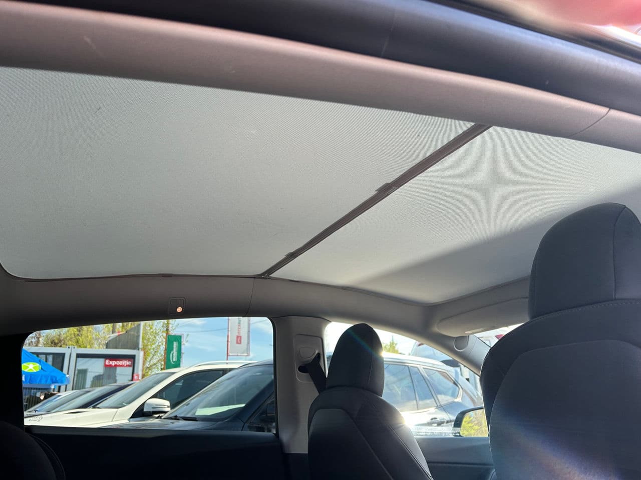 Tesla Model Y 2022 — Миниатюра 17