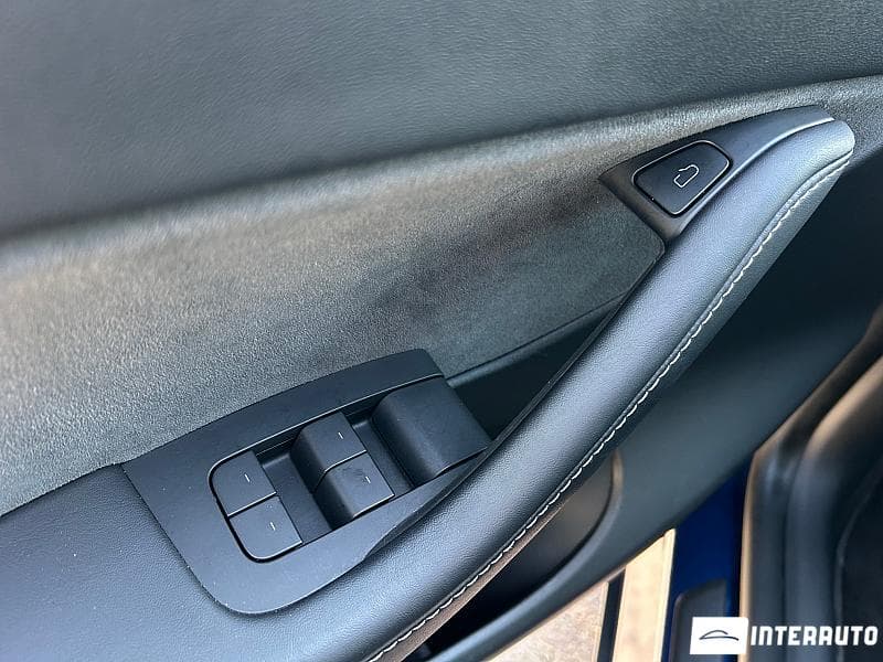 Tesla Model Y 2022 — Миниатюра 6