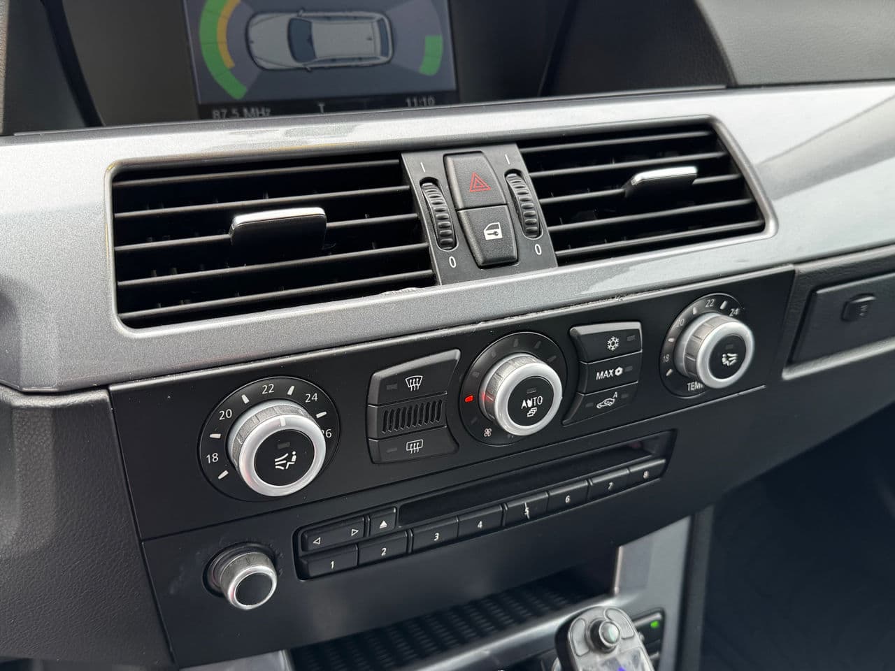 BMW 525 2008 — Миниатюра 10