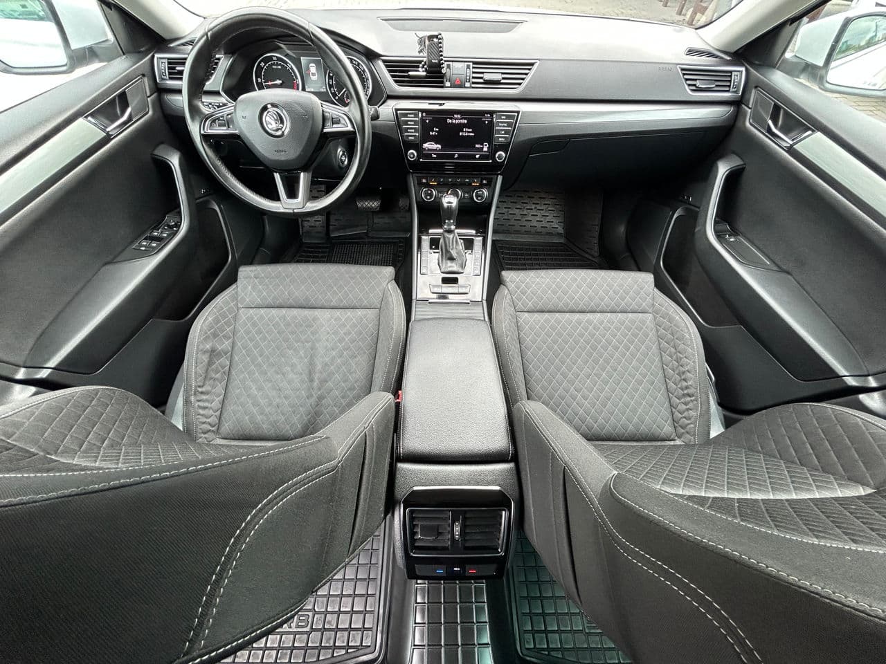 Skoda Superb 2016 — Миниатюра 10