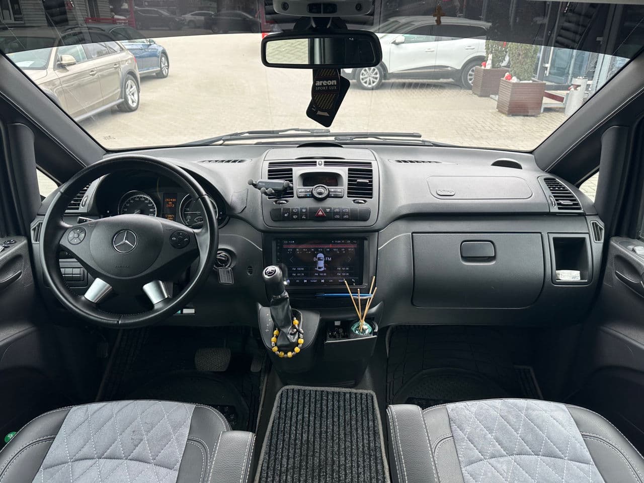 Mercedes Viano 2012 — Миниатюра 8