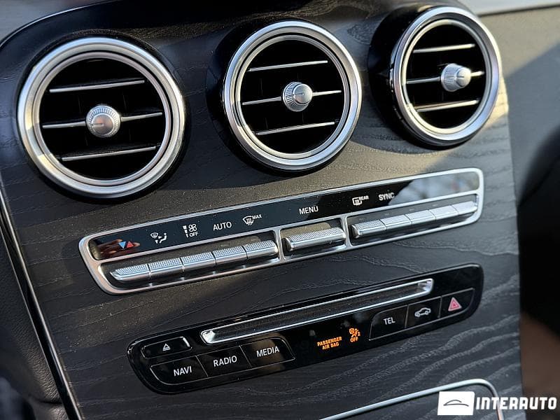 Mercedes GLC 300 2018 — Миниатюра 16