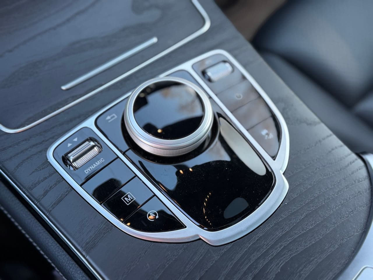 Mercedes GLC 300 2018 — Миниатюра 17