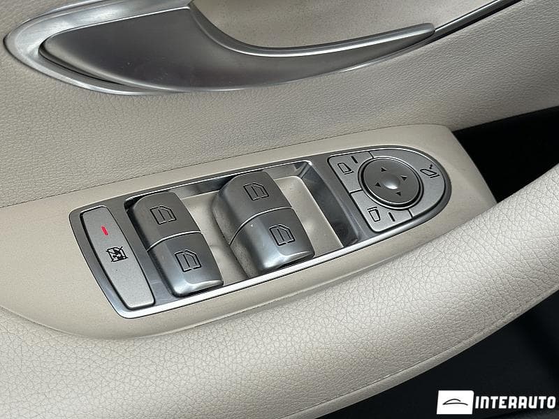 Mercedes E 300 2017 — Миниатюра 20
