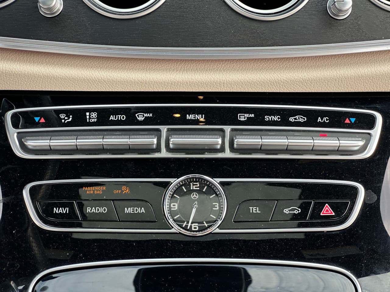 Mercedes E 300 2017 — Миниатюра 11