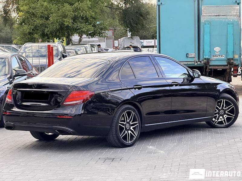 Mercedes E 220 2016 — Миниатюра 2