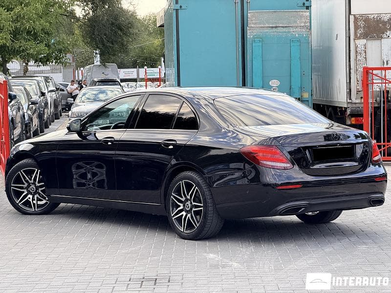 Mercedes E 220 2016 — Миниатюра 4