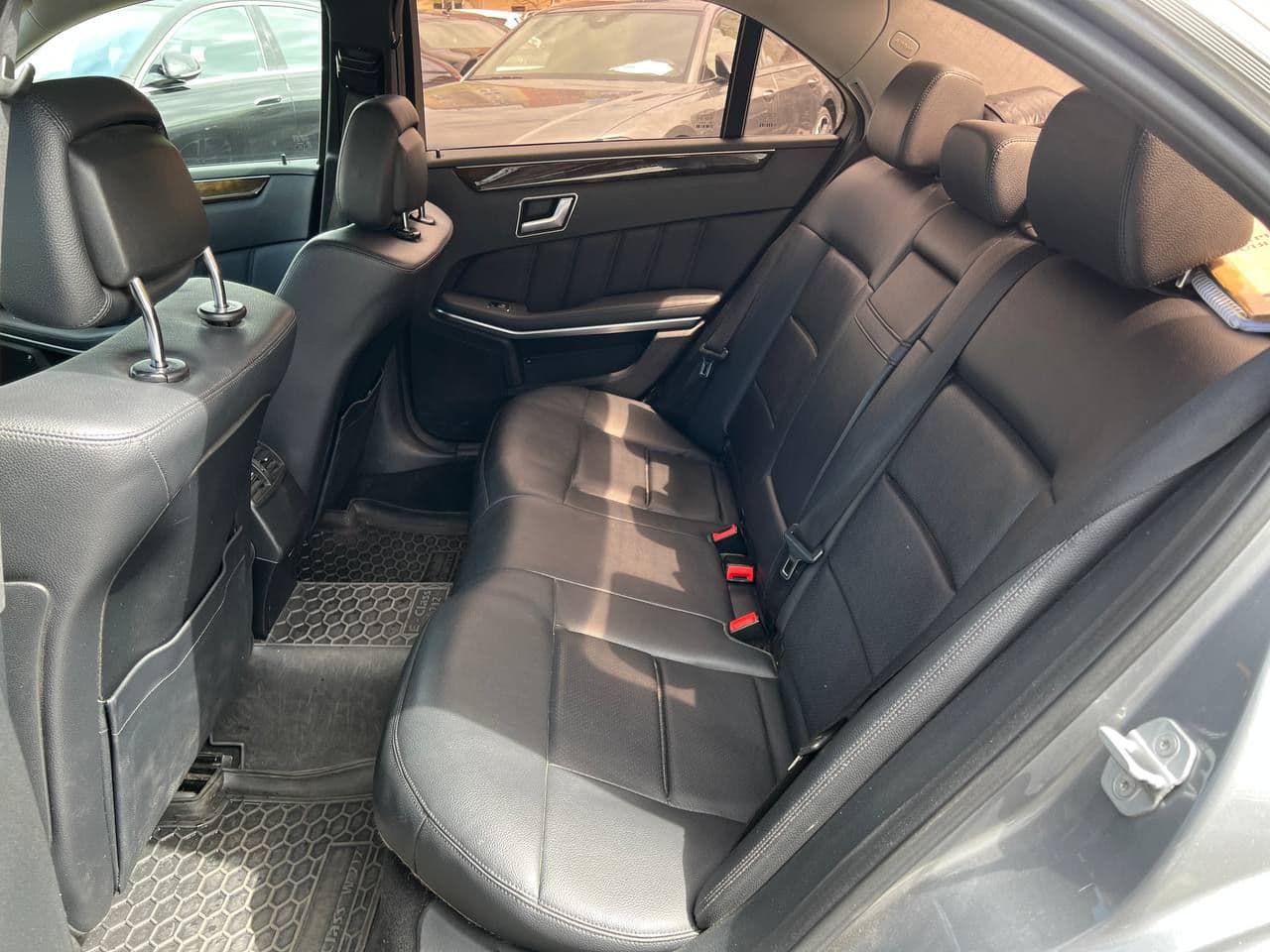 Mercedes E 200 2012 — Миниатюра 17