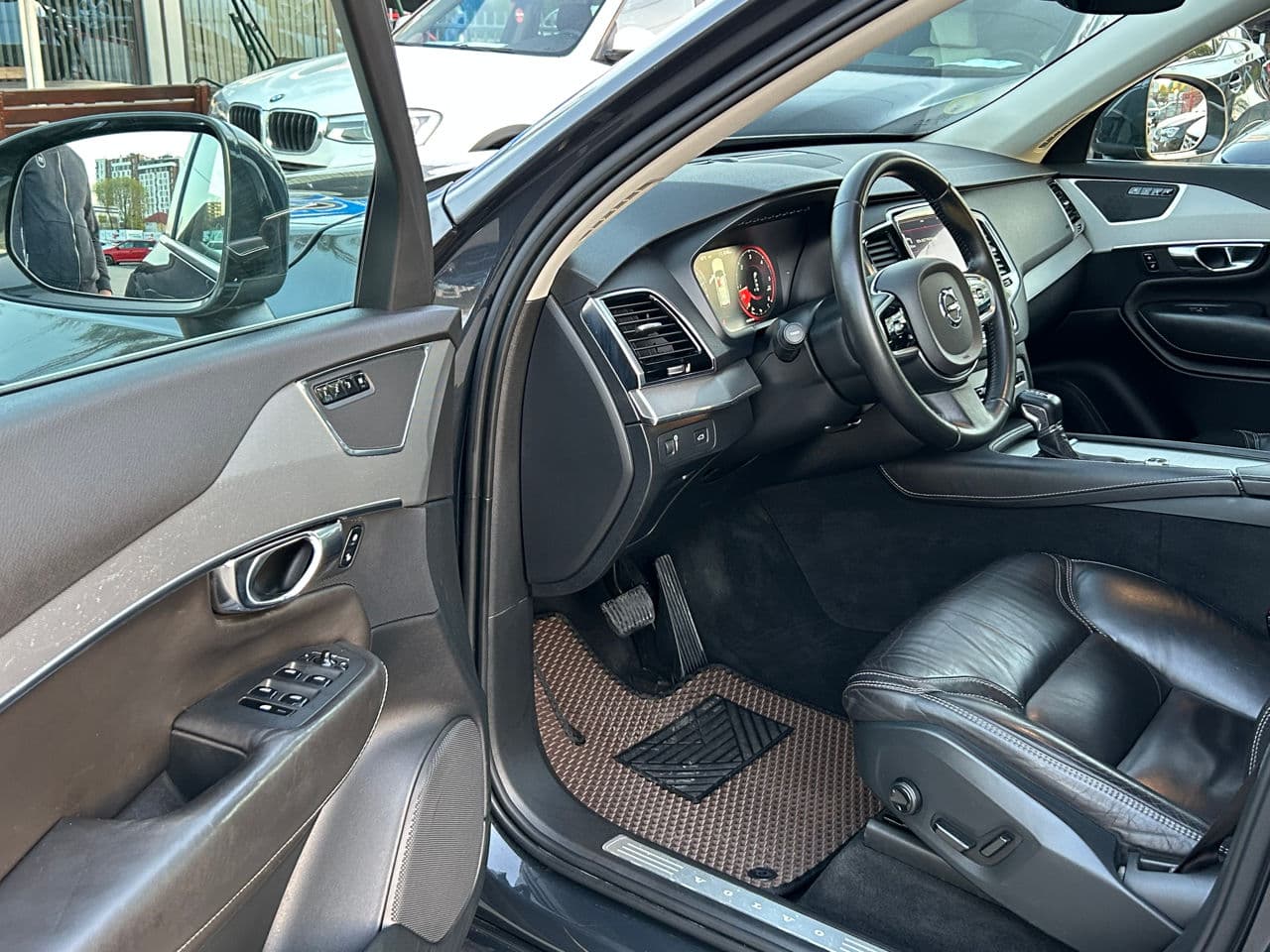 Volvo XC 90 2016 — Миниатюра 5