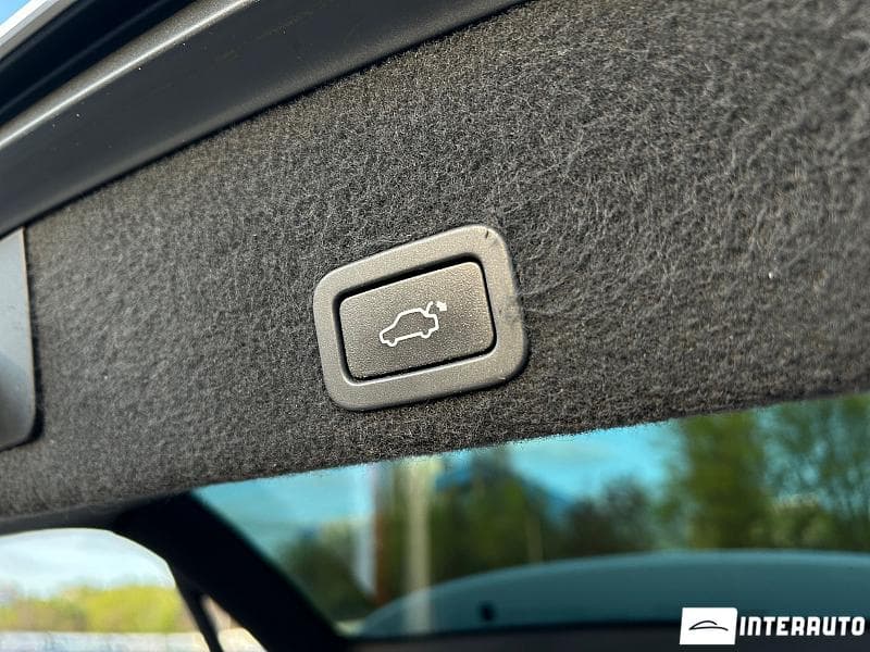 Volvo XC 60 2016 — Миниатюра 23