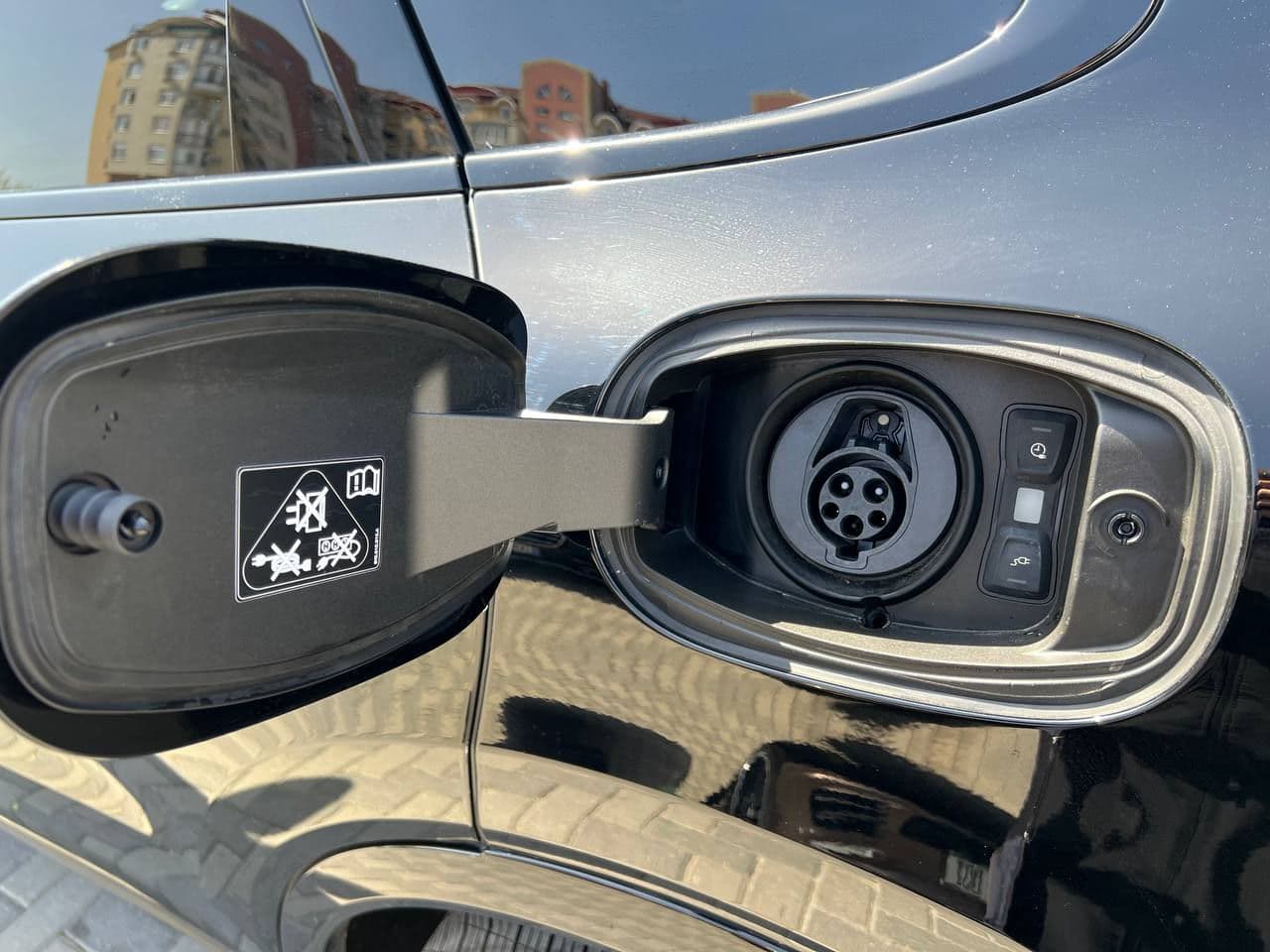 Porsche Cayenne E-Hybrid 2021 — Миниатюра 5