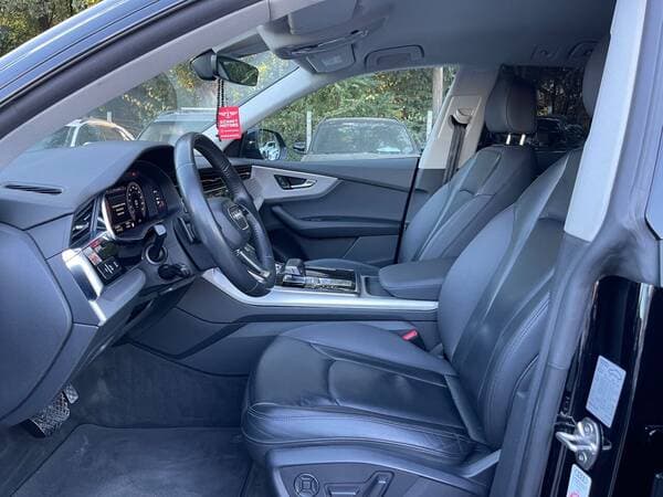 2019 Audi Q8 — Miniatură 6