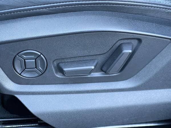 2019 Audi Q8 — Miniatură 11