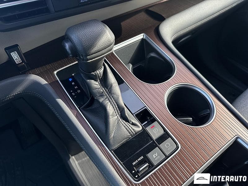 Toyota Sienna 2021 — Миниатюра 14