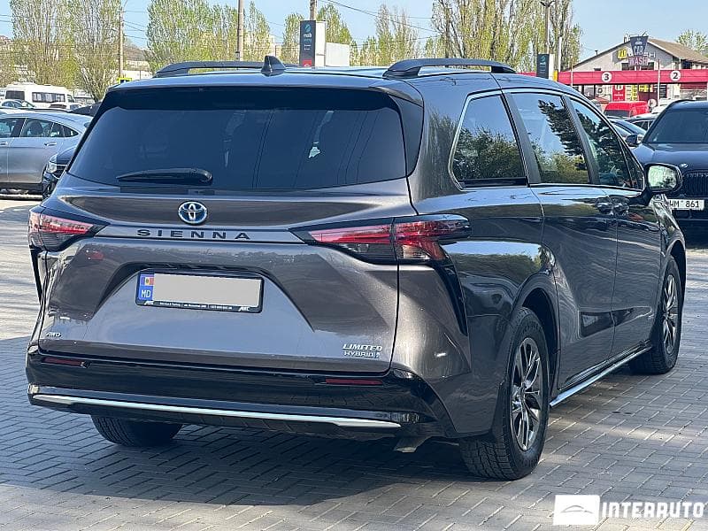 Toyota Sienna 2021 — Миниатюра 2