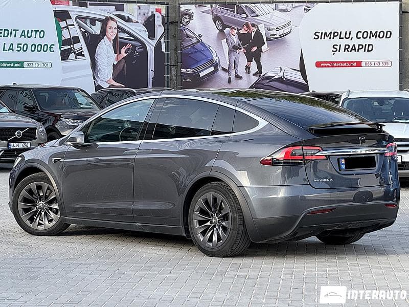 Tesla Model X 2018 — Миниатюра 4