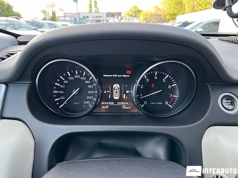 Land Rover Discovery Sport 2015 — Миниатюра 9