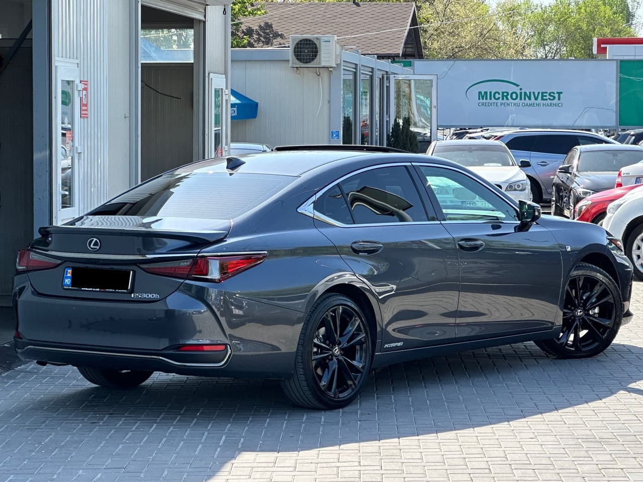 Lexus ES 300h 2022 — Миниатюра 4