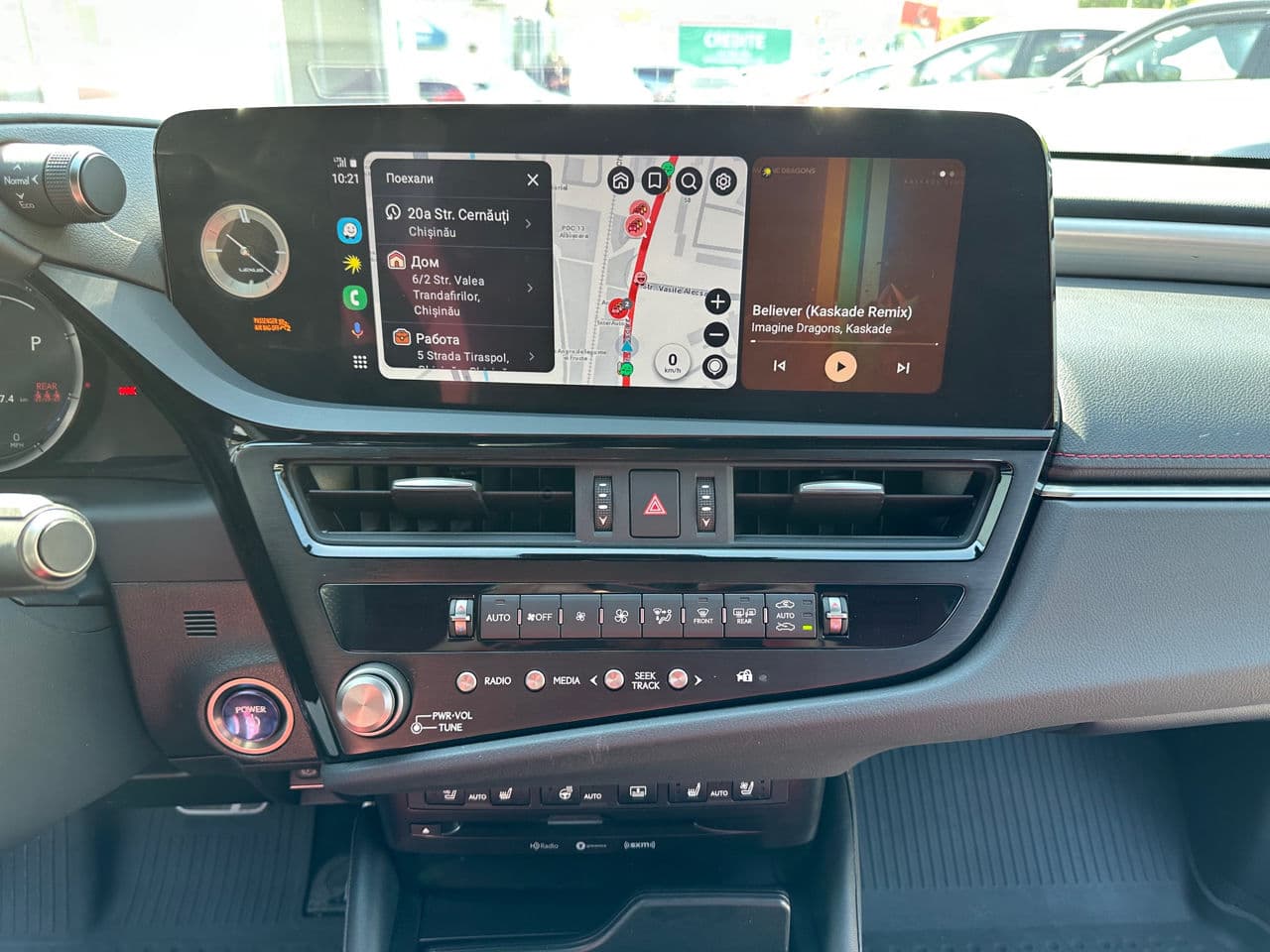 Lexus ES 300h 2022 — Миниатюра 11