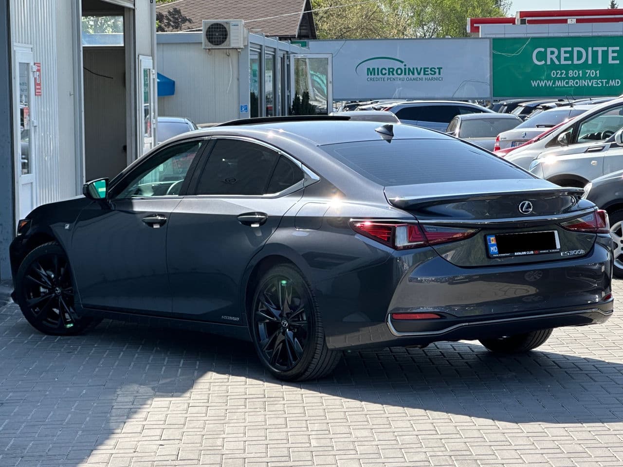 Lexus ES 300h 2022 — Миниатюра 2